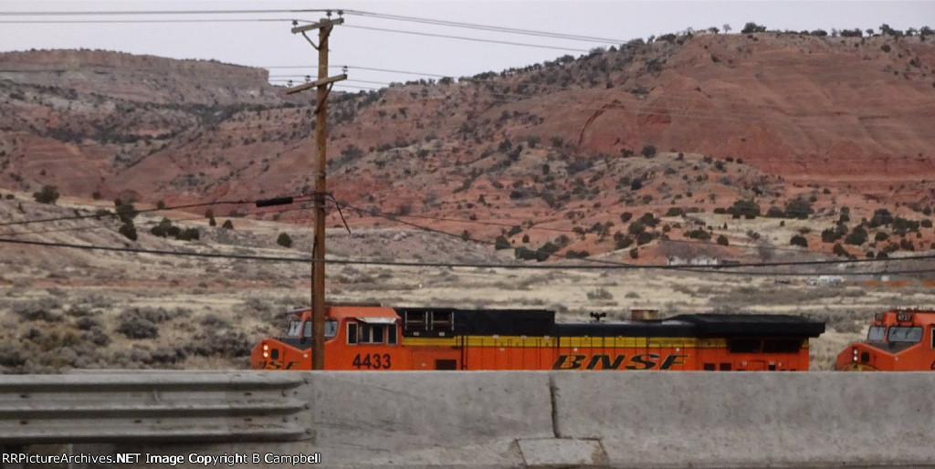 BNSF 4433